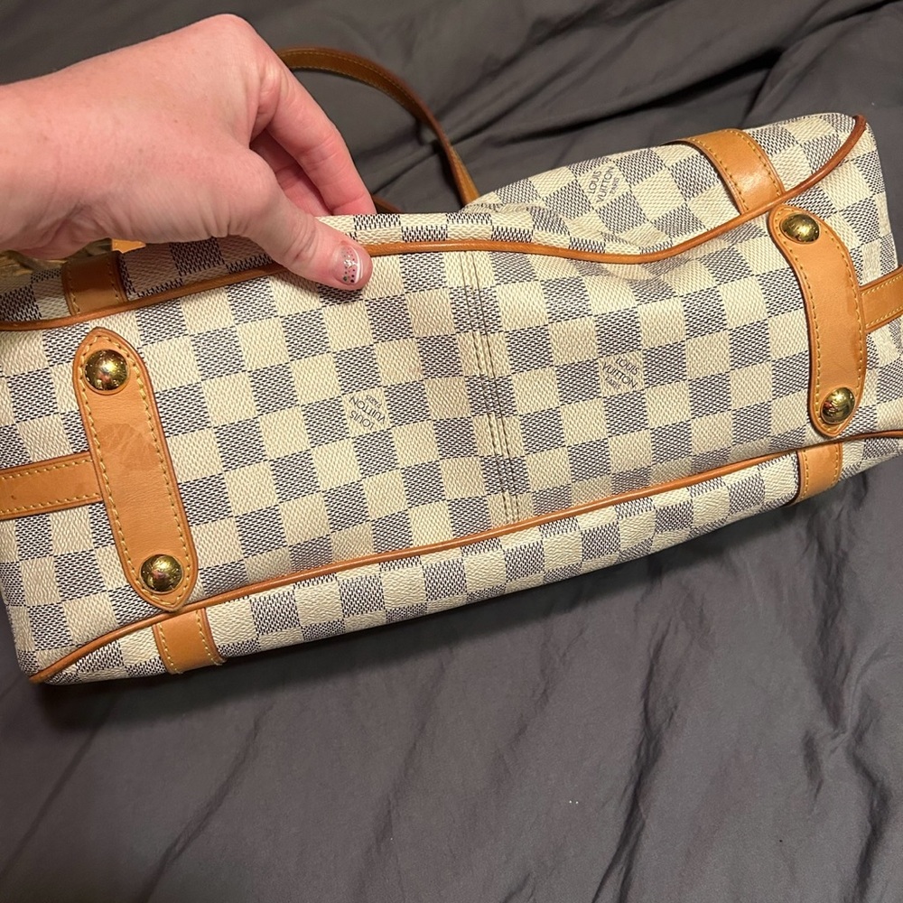 Checkered Tan and White Designer Handbag-authentic
Certificate included
